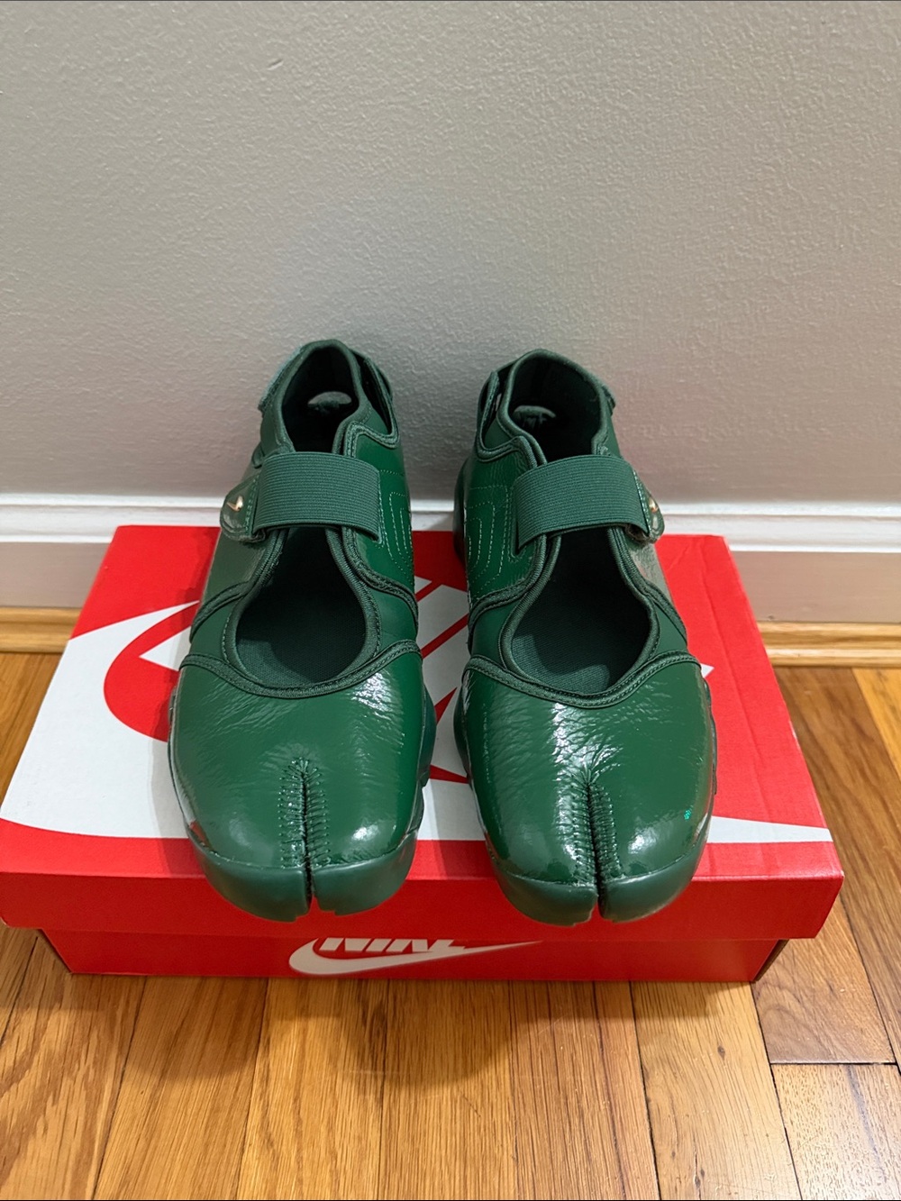 Nike Women's Dark Green Split-Toe Mary Jane Sneakers
